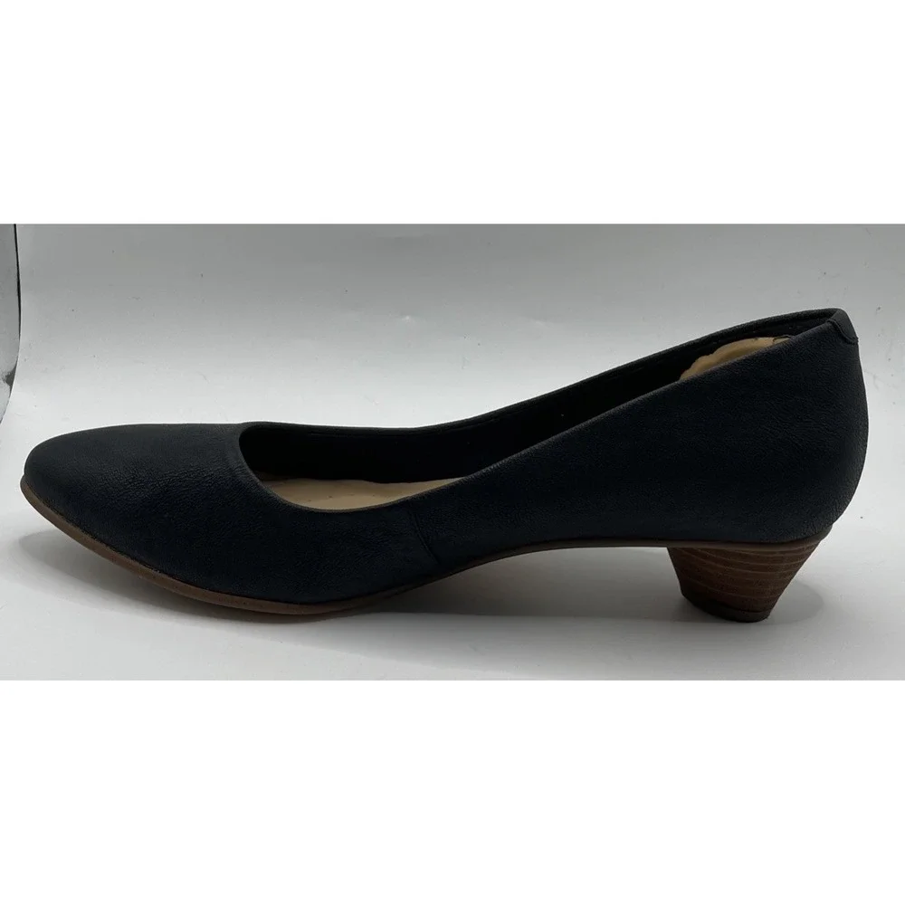 Clarks Mena Bloom Black Leather Block Low Heel Pumps Women's Size 9.5 M